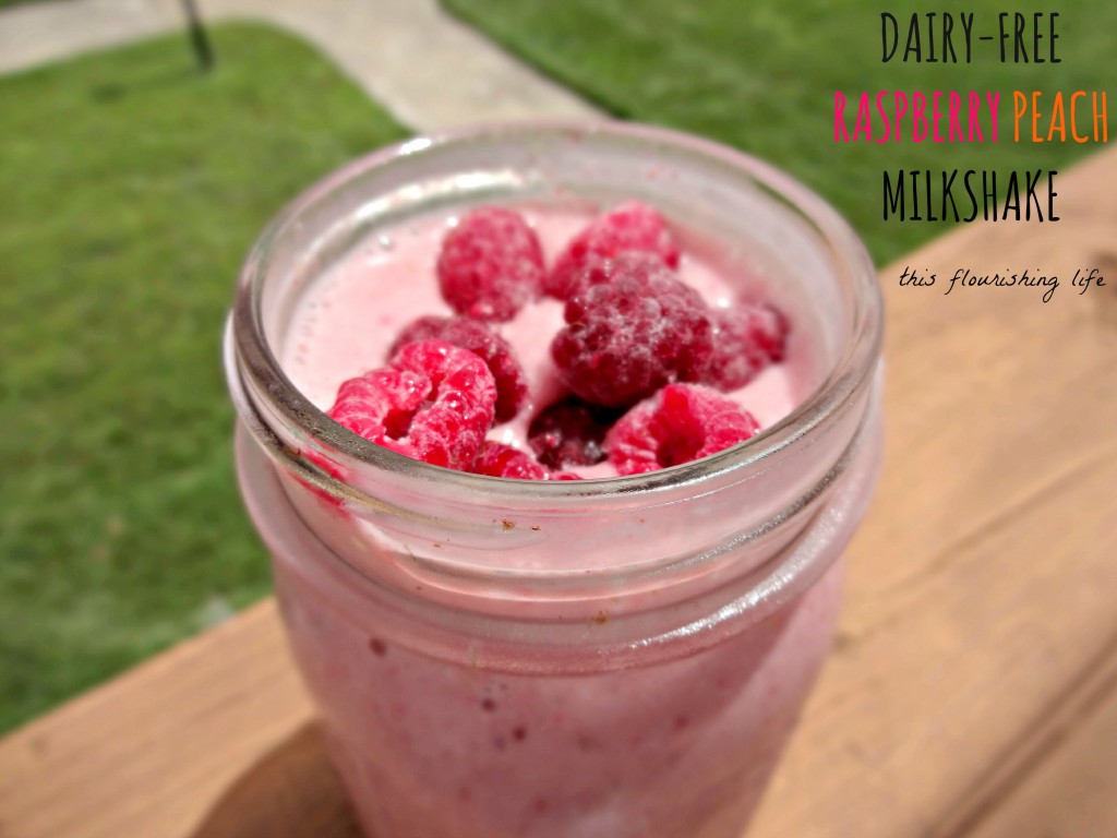 raspberry-peach-milkshake-1024x768